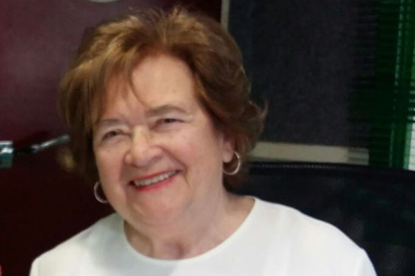 El bercianismo distingue a la periodista Yolanda Ordás con el Botillo de Oro  en reconocimiento de más de 60 años de magisterio radiofónico